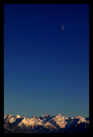 la Luna e le Montagne